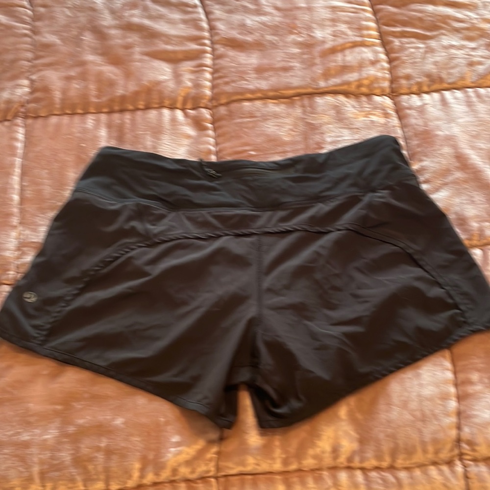 Lululemon shorts❤️